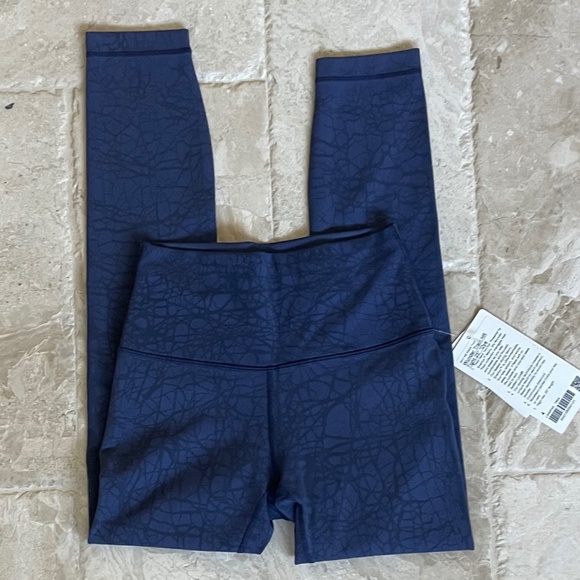 NWT Lululemon Wunder Train High-Rise Tight 25" Blue Thread Dye (Size 4) - Picture 8 of 10
